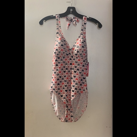 🌟Halter Swimsuit - Picture 1 of 3